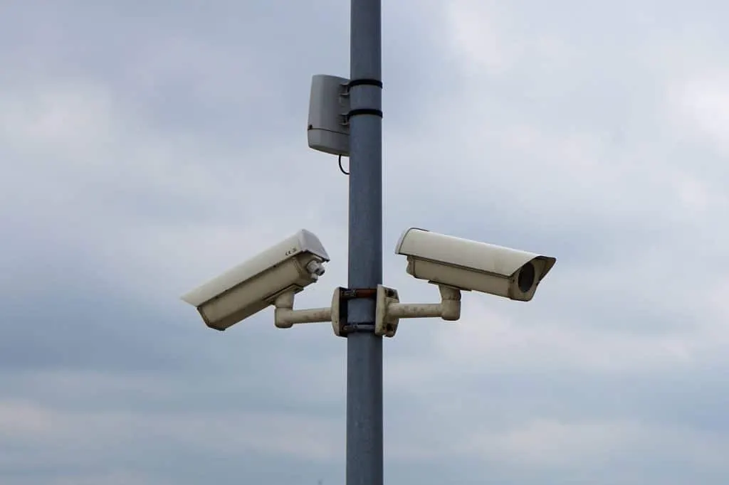 découvrez les dernières tendances et technologies en matière de surveillance. apprenez comment assurer la sécurité tout en respectant la vie privée. explorez les outils et méthodes pour une surveillance efficace et éthique.