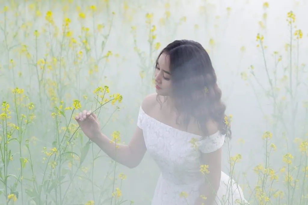 découvrez l'univers fascinant des femmes, leurs histoires inspirantes, leurs luttes pour l'égalité et leur contribution à la société. explorez des récits de force, de résilience et d'aspirations qui célèbrent la féminité dans toute sa diversité.