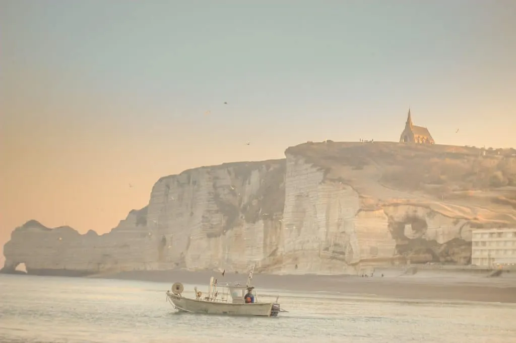 découvrez la richesse culturelle, historique et géographique de la france, un pays emblématique d'europe, célèbre pour sa gastronomie, ses paysages variés et son art de vivre inégalé.