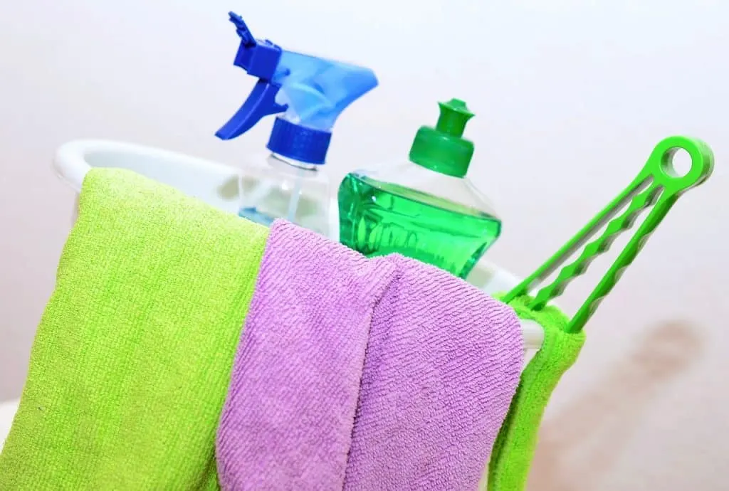 découvrez les avantages du nettoyage à la vapeur pour un intérieur éclatant de propreté. éliminez les bactéries et les allergènes tout en préservant l'environnement avec cette méthode efficace et écologique.