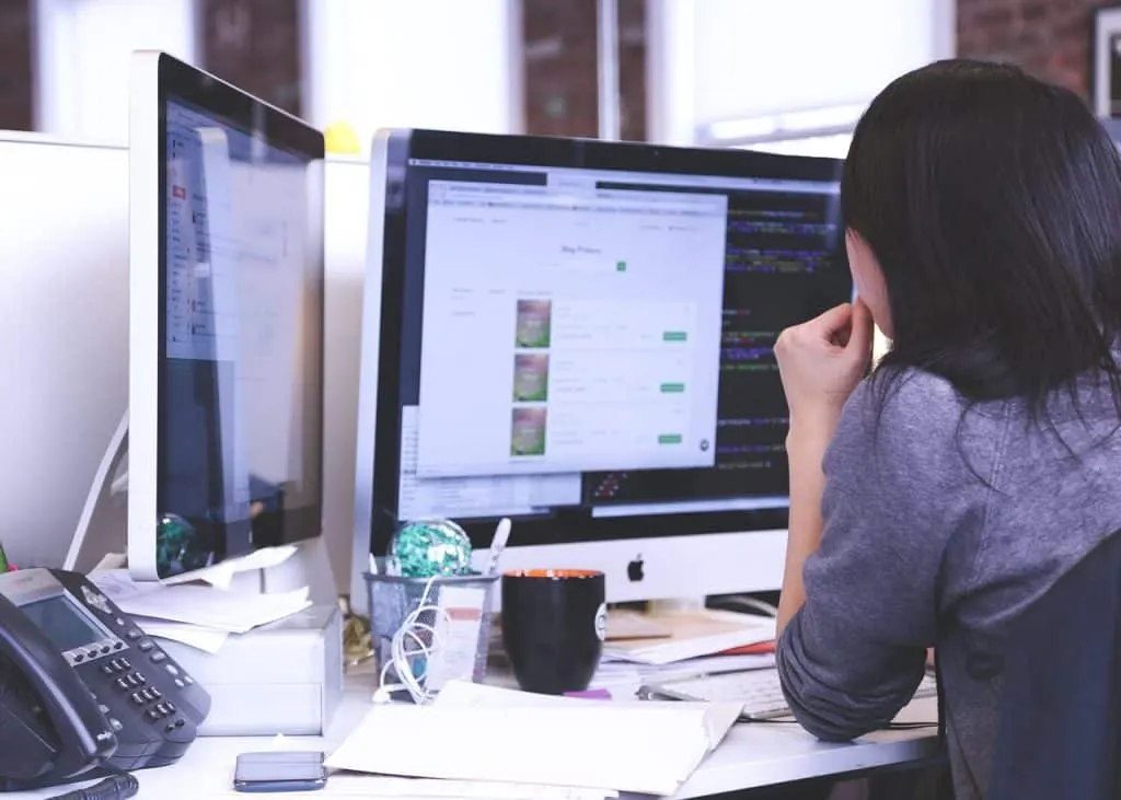 découvrez l'importance de la culture d'entreprise et comment elle influence la motivation, l'engagement et la performance des employés. explorez des stratégies pour développer une culture positive qui favorise l'innovation et la collaboration au sein de votre organisation.