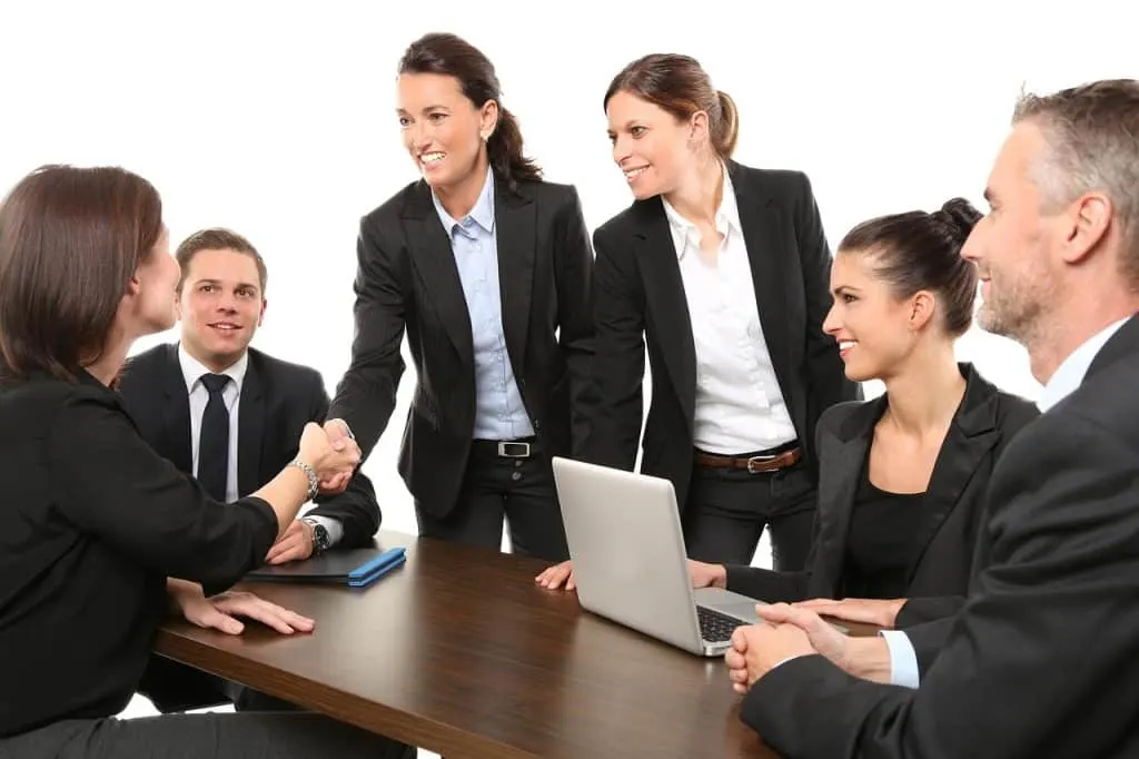 découvrez des conseils et des stratégies pour gérer efficacement vos employés, améliorer la motivation au travail et favoriser un environnement de collaboration. optimisez la performance de votre équipe et développez un leadership inspirant.