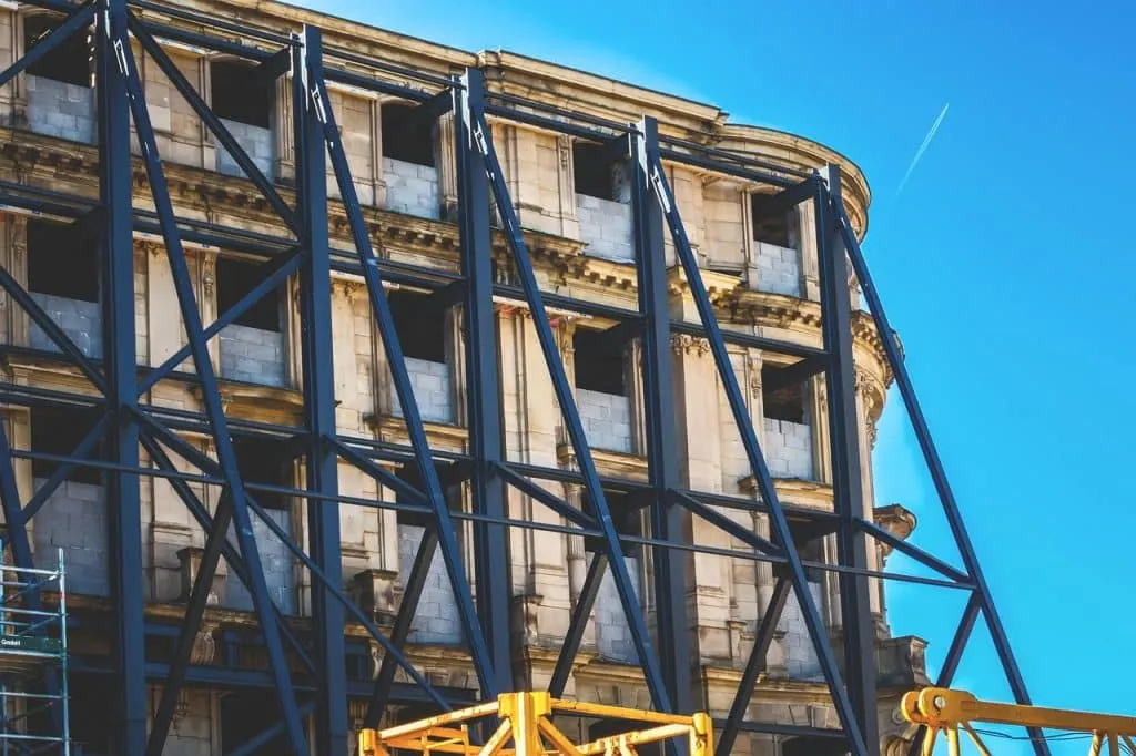découvrez comment la modernisation transforme les entreprises et les institutions en adoptant de nouvelles technologies, stratégies et méthodes innovantes pour une croissance durable et une compétitivité accrue.