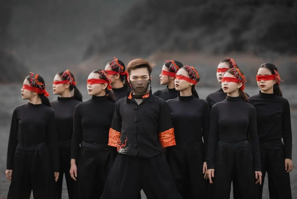 découvrez le monde captivant de la dance : actualités, conseils, événements et inspirations pour tous les passionnés, du débutant au professionnel. entrez dans la danse dès aujourd’hui !