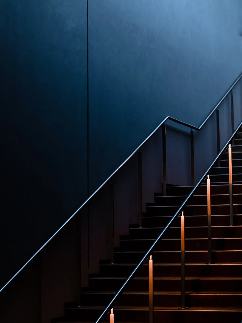 découvrez la signification de l'expression 'exit cask', son utilisation dans le domaine des spiritueux et son impact sur la saveur et l'affinage des boissons comme le whisky.