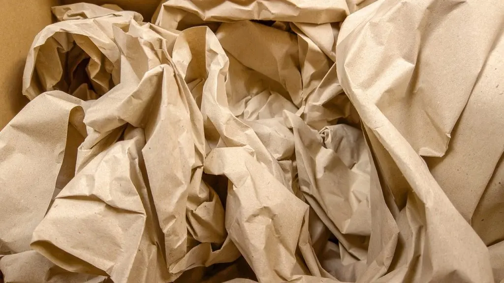 découvrez l'upcycling : une approche écologique pour transformer les objets et matériaux anciens en créations uniques, alliant créativité et développement durable.