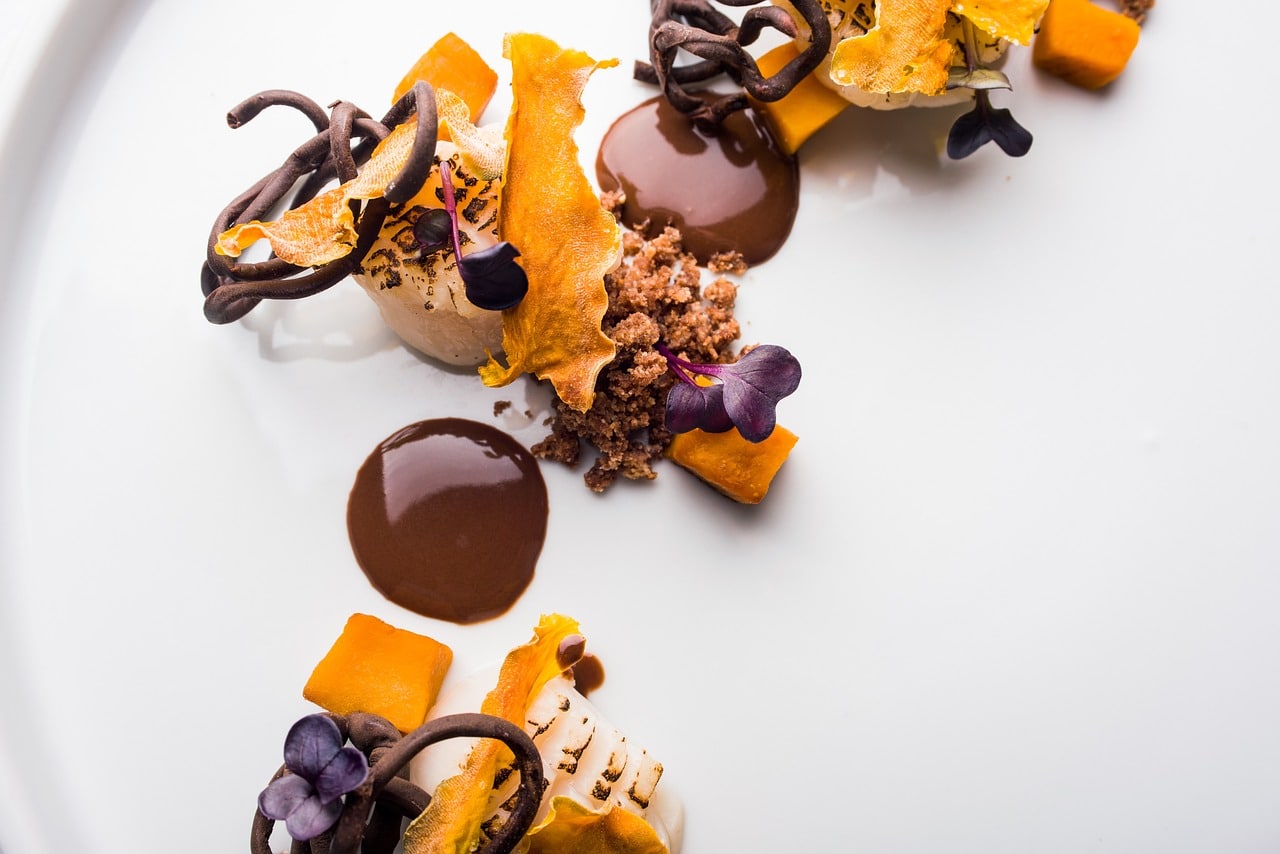 découvrez le pouvoir du basilic avec chef basil, un expert culinaire passionné qui vous guide à travers des recettes délicieuses et authentiques. apprenez à utiliser cette herbe aromatique pour rehausser vos plats et éveiller vos papilles avec des saveurs méditerranéennes.