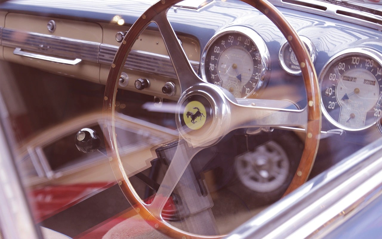 découvrez l'univers du luxe avec des expériences raffinées, des produits haut de gamme et un style de vie exclusif. plongez dans l'élégance et le raffinement à travers notre sélection de marques prestigieuses et d'événements somptueux.