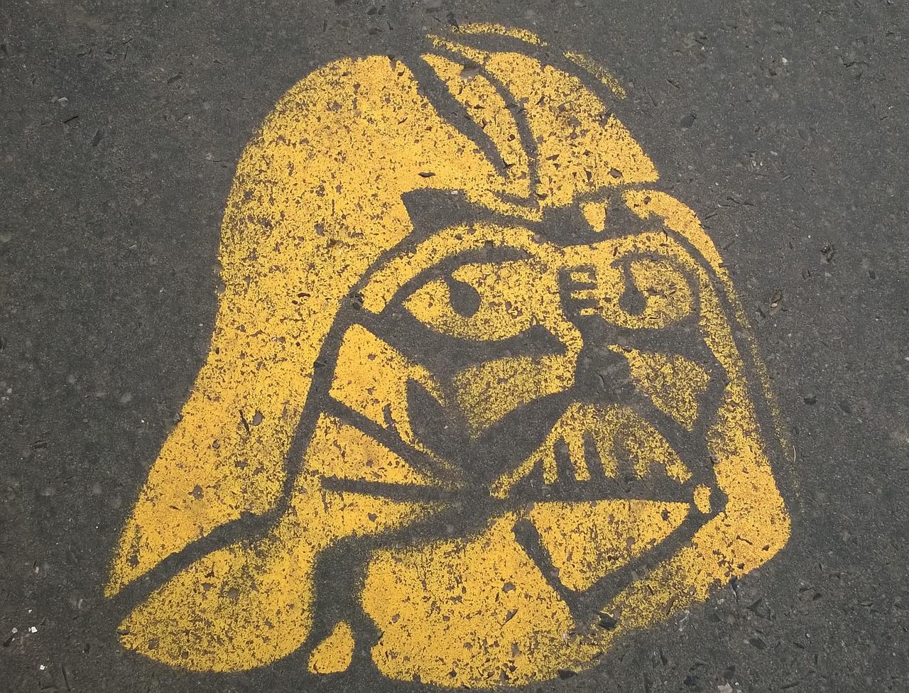 découvrez tout l’univers star wars : personnages emblématiques, films cultes, séries et actualités de la saga légendaire créée par george lucas. plongez dans la galaxie et suivez l’affrontement éternel entre jedi et sith.
