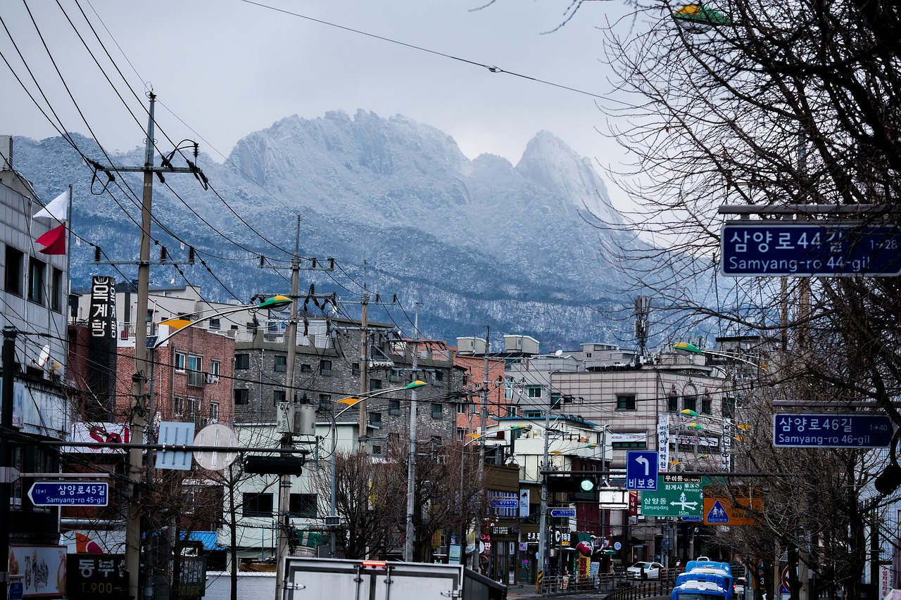 découvrez tout sur l'acquisition : stratégies, processus et conseils pour réussir l'intégration d'une entreprise ou la capture de nouvelles parts de marché.